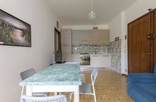 Follonica Apartment | Beautiful apartment for 5 guests with WIFI, TV, terrace and pets allowed