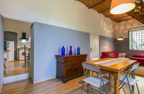 Lorenzana Villa | Beautiful apartment in villa for 4 guests with pool, WIFI and pets allowed