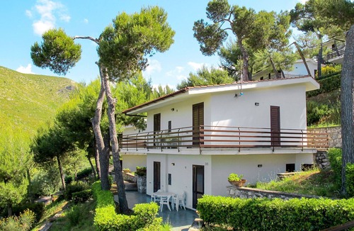 Sperlonga Apartment | Beautiful apartment for 4 guests with WIFI, A/C, pool, TV, terrace and pets allowed