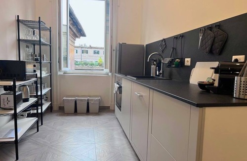 Rome City Centre Apartment | Beautiful house in the heart of Rome 20meters from Piazza Venezia/Trevi Fountain