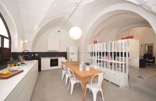 Andrano House | Beautiful house with pool and large garden