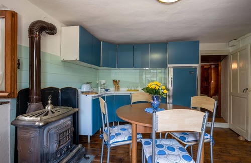 Molini Apartment | Beautiful apartment for 5 guests with WIFI, TV, balcony and pets allowed