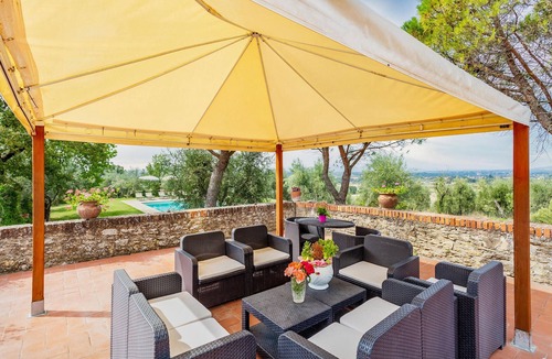 Ponte Buriano Apartment | Beautiful apartment in Ponte alla Chiassa AR