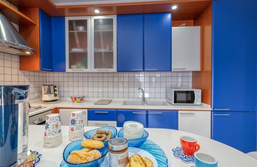 San Pietro in Bevagna House | Beautiful Villa Just Steps from the Sea