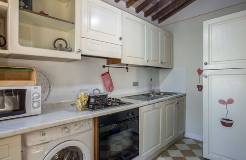 Pieve a Nievole Villa | Beautiful private villa with WIFI, hot tub, private pool, A/C, TV, patio and pets allowed