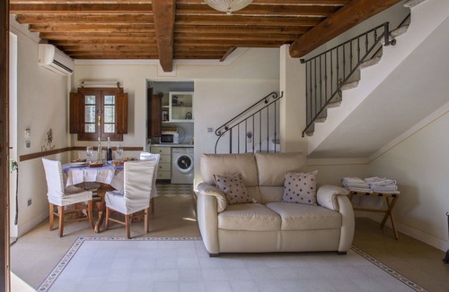Pieve a Nievole Villa | Beautiful private villa with WIFI, hot tub, private pool, A/C, TV, patio and pets allowed