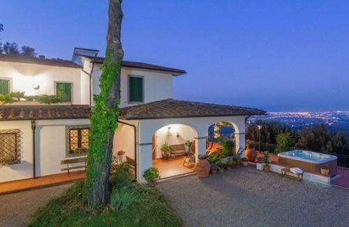 Carmignano Villa | Beautiful private villa for 12 guests with private pool, WIFI, TV, patio and pets allowed