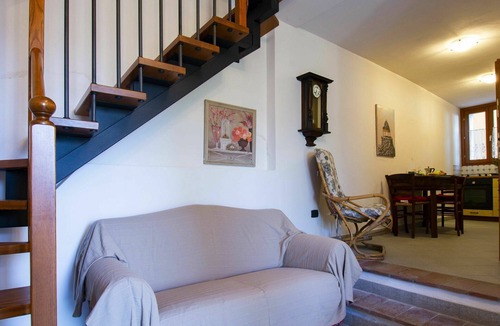 Castelnuovo d'Elsa House | Beautiful private villa for 6 guests with WIFI, private pool, terrace and panoramic view