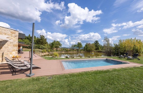 Radicondoli Villa | Beautiful private villa for 12 people with A/C, private pool, WIFI, TV, veranda and pets allowed