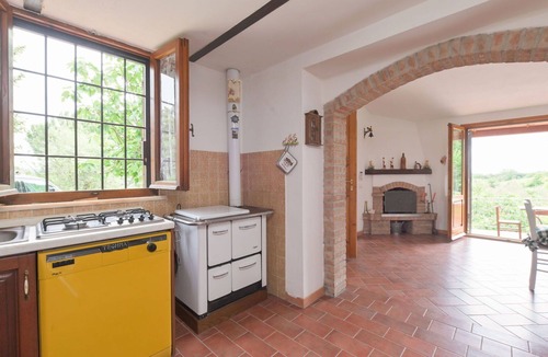 Roccastrada House | Beautiful private villa for 9 people with private pool, A/C, WIFI, TV, patio and pets allowed