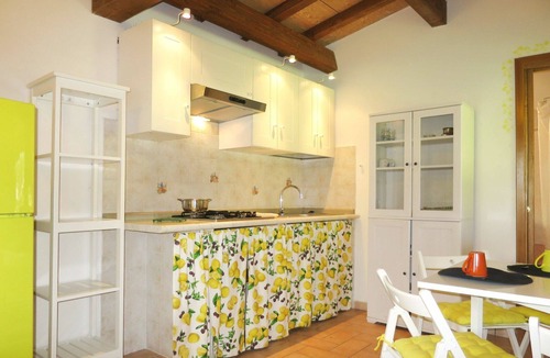 Bolsena House | Beautiful private villa for 2 guests with pool, TV, patio and pets allowed