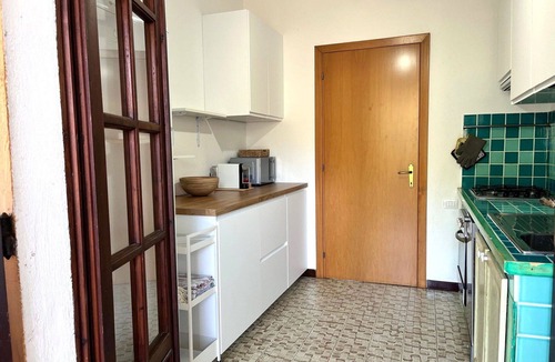 Notteri Villa | Beautiful private villa for 7 guests with A/C, WIFI, TV, patio, pets allowed and panoramic view