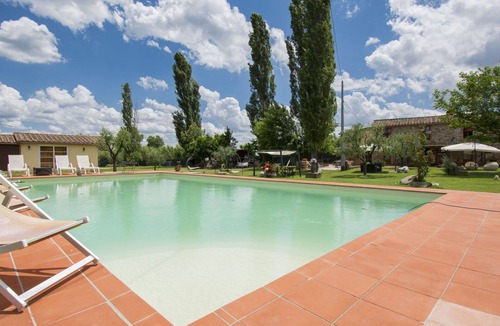 Castelvecchio Villa | Beautiful private villa for 14 people with A/C, private pool, WIFI, TV, patio and pets allowed