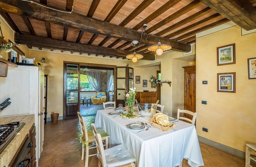 Montaione Villa | Beautiful private villa with hot tub, WIFI, private pool, A/C, TV, balcony, close to San Gimignano