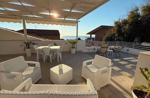 Agnone Bagni House | Beautiful private villa for 5 people with WIFI, A/C, TV and patio