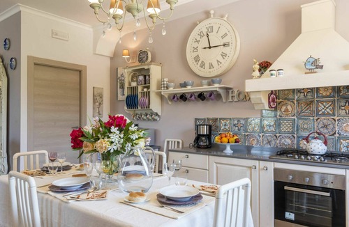 Marta House | Beautiful private villa for 10 guests with WIFI, A/C, private pool and patio