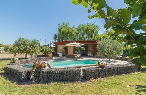 Sutri House | Beautiful private villa for 2 guests with A/C, private pool, WIFI, TV and panoramic view
