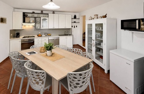 Noto Villa | Beautiful private villa with private pool, A/C, WIFI, TV, patio, pets allowed and panoramic view