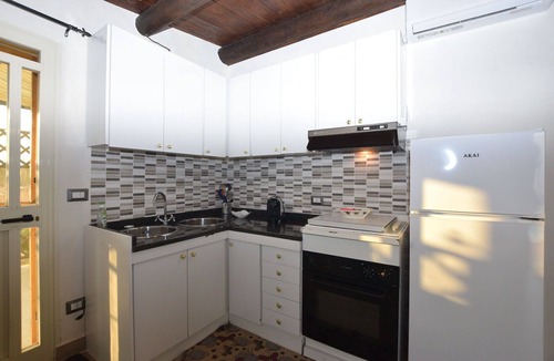 Chiaramonte Gulfi Villa | Beautiful villa for 8 people with A/C, private pool, WIFI, TV, veranda and panoramic view