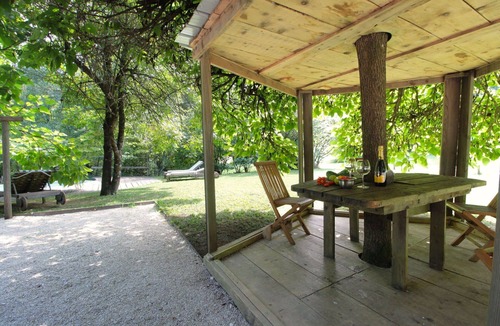 Cornuda Apartment | Beautiful villa for 6 guests with WIFI, private pool, sauna and pets allowed