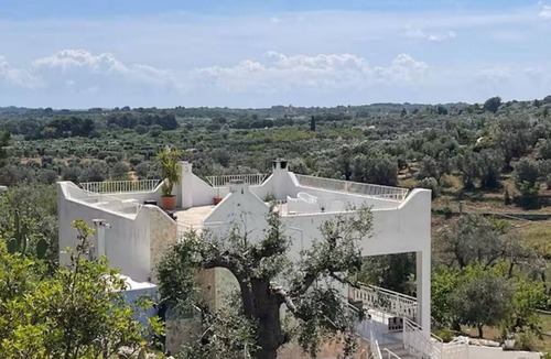 Ostuni Villa | Beautiful villa with scenic views, located between Ostuni & Cisternino.