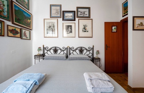 Polignano a Mare Bed & Breakfast | Bed and Breakfast 'La Camera Delle Ragazze' with Shared Pool, Wi-Fi, and Air Conditioning