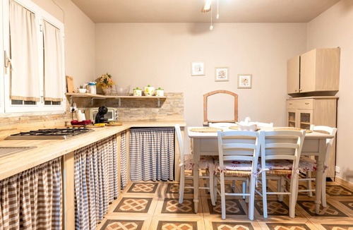 Sava Bed & Breakfast | Bed and Breakfast 'Comfort Quadruple Room' with Wi-Fi and Air Conditioning
