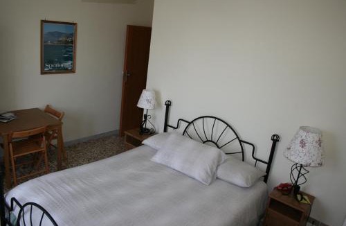 Sonnino Bed & Breakfast | Bed and Breakfast Elisa