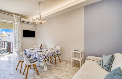 Follonica Apartment | Bedo House - Beachfront Sea View Flat in Follonica, Follonica, Italy