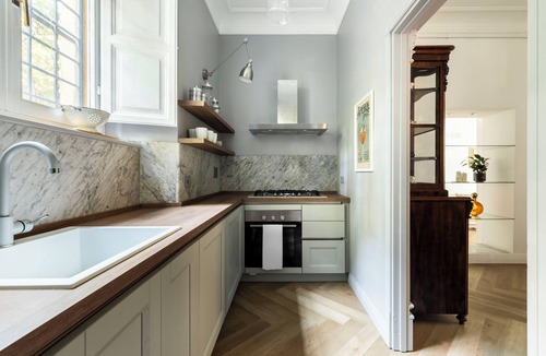 Quartiere XVII Trieste Apartment | Belle Epoque House of Mirror