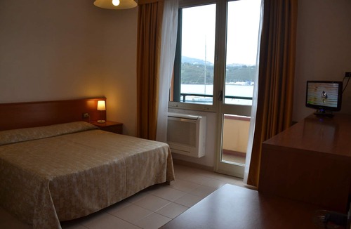 Porto Azzurro Hotel | Belmare