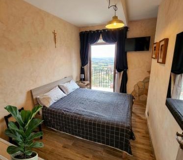 Rocca di Papa Apartment | Belvedere Apartment Vista Roma Borgo Medievale Rocca di Papa
