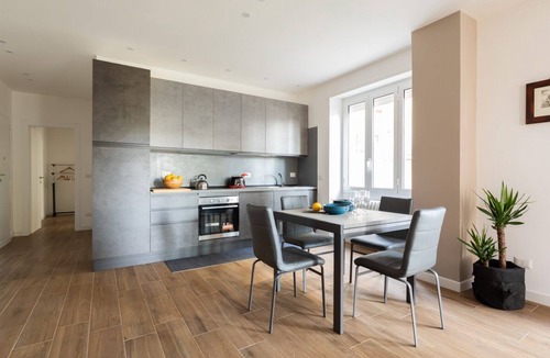 Quartiere XIII Aurelio Apartment | Benvenuti al Vatican Loft Family, il Vostro Rifugio nel Cuore di Roma