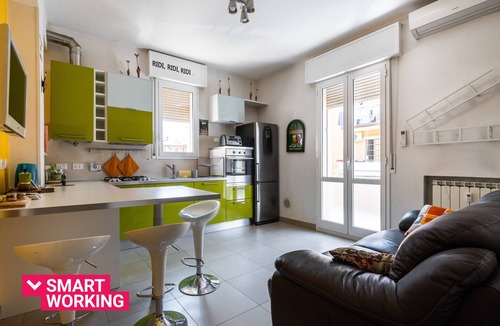 Saragozza-Porto Apartment | Bergonzoni Modern Apartment by Wonderful Italy