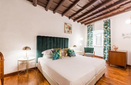 Rione III Colonna House | Bernini Collection