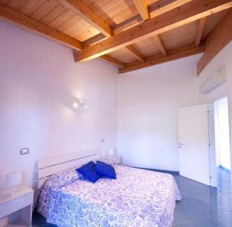 Marina di San Nicola House | BIANCA - Il mare a Roma
