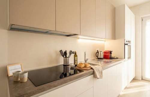 Municipio 2 Apartment | Borgo Felice 5 (Cozy Apartment with Balcony)