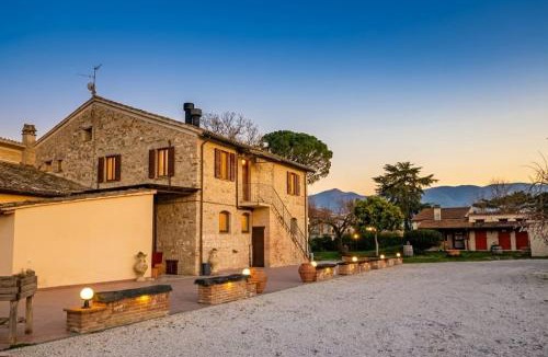 Castel Ritaldi House | BORGO LE MIMOSE Private Estate in Umbria with Pool and Restaurant