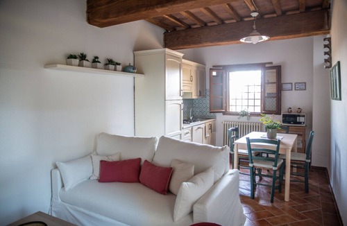 Vicopisano Apartment | Borgo San Jacopo - The Cypressino
