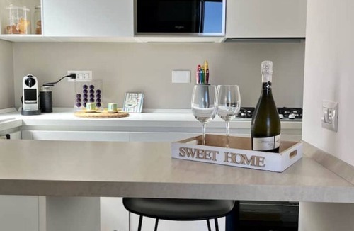 San Giovanni Apartment | Boutique Apartment with Balcony 1 Metro Stop Colosseum