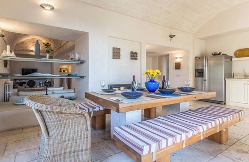 Ostuni Villa | Brand new luxury villa with immense private pool and garden