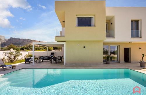 Terrasini Villa | Brand New Villa with Private Heated Pool