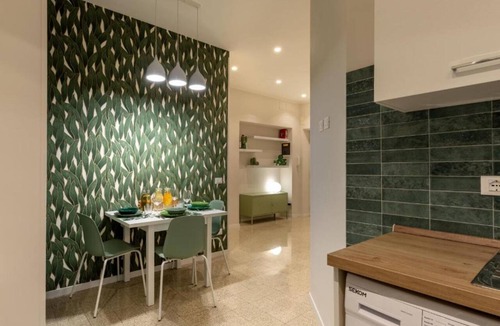 Marsala Apartment | Brick & Arch