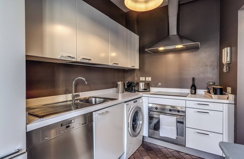 Rome City Centre Apartment | Bright and spacious 3 BDR Apt in Piazza Margana Rome