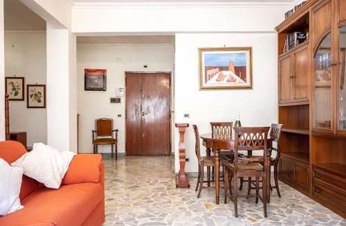 Cinecitta Apartment | Bright Apartment 2 Min from Metro Station