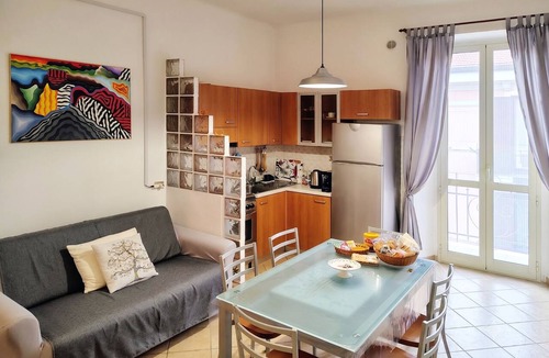 Sulmona Apartment | Bright apartment near downtown: Free parking & breakfast included!