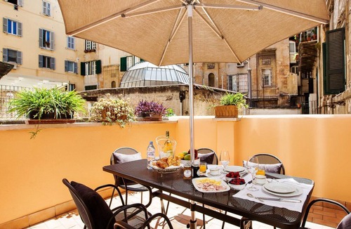 Rione IV Campo Marzio Apartment | Brunetti Apartment - Three Bedroom Apartment, Sleeps 7