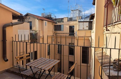 Rione III Colonna Apartment | BuddyRent - Trevi's Nest - Terrazza - 2 ospiti