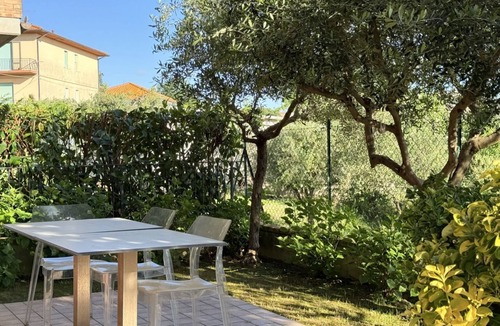 Camerano Apartment | C018 – Camerano, three-room apartment with garden and parking
