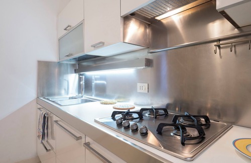 San Polo Apartment | Ca' Lipoli - Four Bedroom Apartment, Sleeps 6